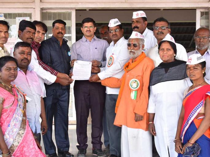 Support for Anna Hazare's movement at Sinnar | सिन्नर येथे अण्णा हजारे यांच्या आंदोलनास पाठिंबा Support for Anna Hazare's movement at Sinnar | सिन्नर येथे अण्णा हजारे यांच्या आंदोलनास पाठिंबा