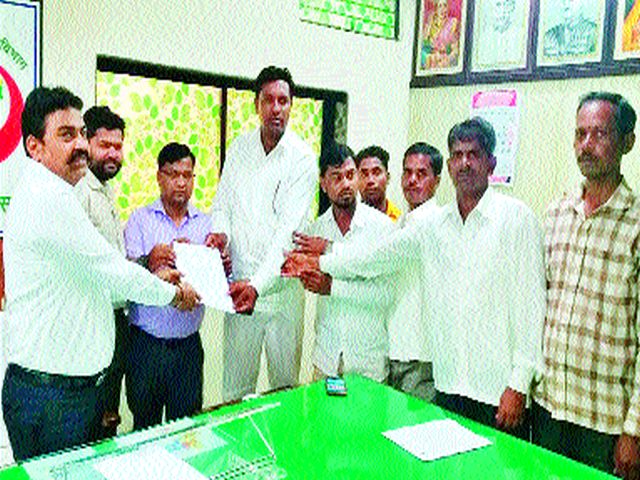 Complaint about Ashramshal Food | आश्रमशाळेतील भोजनाविषयी तक्रार Complaint about Ashramshal Food | आश्रमशाळेतील भोजनाविषयी तक्रार