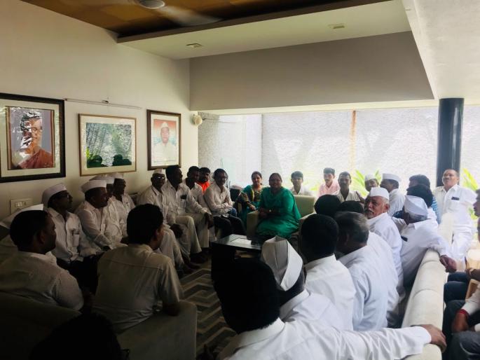 Trimbakkam meeting: Calling against the government Elgar | त्र्यंबकला बैठक : शासनाविरूद्ध पुकारणार एल्गार Trimbakkam meeting: Calling against the government Elgar | त्र्यंबकला बैठक : शासनाविरूद्ध पुकारणार एल्गार