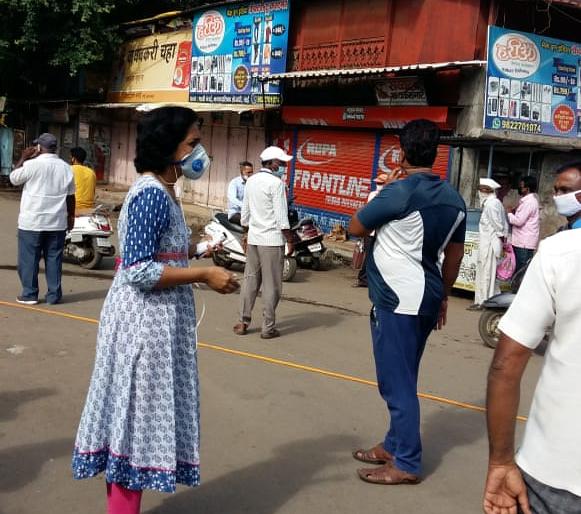 One lakh fine in two days in Wai, municipal action | वाईमध्ये दोन दिवसांत एक लाख रुपयांचा दंड, पालिकेची कारवाई One lakh fine in two days in Wai, municipal action | वाईमध्ये दोन दिवसांत एक लाख रुपयांचा दंड, पालिकेची कारवाई