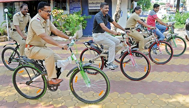 41 bicycles for petrol | पेट्रोलिंगसाठी ४१ सायकली 41 bicycles for petrol | पेट्रोलिंगसाठी ४१ सायकली