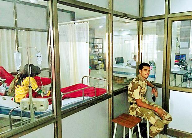 The magnitude of the super-specialty room | सुपर स्पेशालिटीच्या धर्तीवर अतिदक्षता कक्ष The magnitude of the super-specialty room | सुपर स्पेशालिटीच्या धर्तीवर अतिदक्षता कक्ष