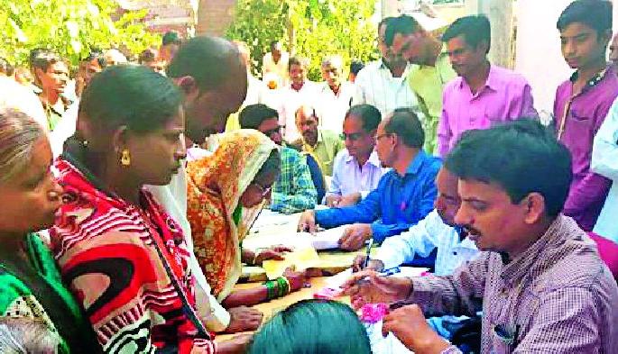 Patrol inquiry report | पाथ्रडच्या स्वस्त धान्य दुकानाची चौकशी Patrol inquiry report | पाथ्रडच्या स्वस्त धान्य दुकानाची चौकशी