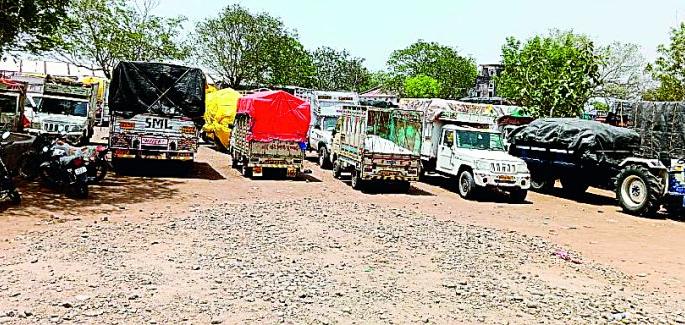 Portal closed, movement of NAFED center stopped | पोर्टल बंद, नाफेड केंद्राची वाटचाल थांबली Portal closed, movement of NAFED center stopped | पोर्टल बंद, नाफेड केंद्राची वाटचाल थांबली