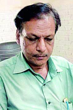 Asistant engineer arrested for taking a bribe in Wardha | वर्ध्यात सहायक नगर रचनाकारास लाच घेताना अटक Asistant engineer arrested for taking a bribe in Wardha | वर्ध्यात सहायक नगर रचनाकारास लाच घेताना अटक