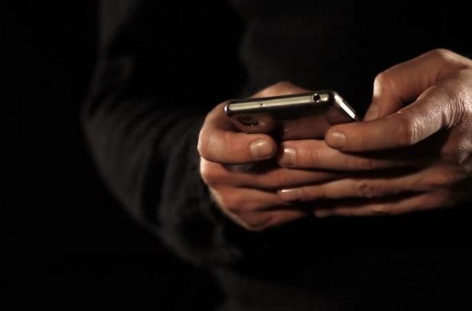 Beware of money 'credit' messages | पैसे ‘क्रेडिट’च्या मॅसेजपासून सावध रहा