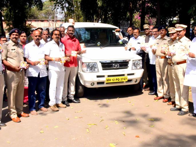 Force helmet in RTO: Ajit Shinde, announcing the 30th National Road Safety campaign | ‘आरटीओ’त हेल्मेट सक्ती  : अजित शिंदे, ३० व्या राष्ट्रीय रस्ता सुरक्षा अभियानात घोषणा Force helmet in RTO: Ajit Shinde, announcing the 30th National Road Safety campaign | ‘आरटीओ’त हेल्मेट सक्ती  : अजित शिंदे, ३० व्या राष्ट्रीय रस्ता सुरक्षा अभियानात घोषणा