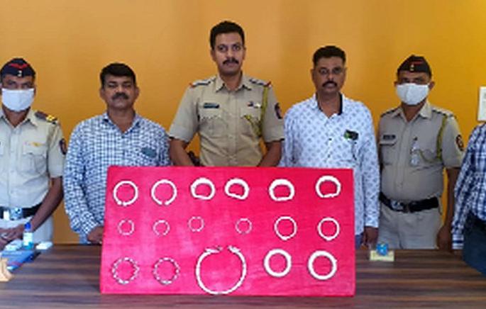 Jewelry lender arrested in 24 hours | दागिने लांबविणारा २४ तासात जेरबंद Jewelry lender arrested in 24 hours | दागिने लांबविणारा २४ तासात जेरबंद