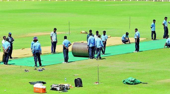 Jamtah Stadium in Nagpur: 'Lucky' for India always | नागपुरातील जामठा स्टेडियम भारतासाठी नेहमीच ‘लकी’ Jamtah Stadium in Nagpur: 'Lucky' for India always | नागपुरातील जामठा स्टेडियम भारतासाठी नेहमीच ‘लकी’