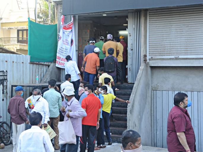 CoronaVirus Lockdown: Alcohol will now be available in Kolhapur, home delivery, license facility | CoronaVirus Lockdown : कोल्हापुरात आता दारू मिळणार घरपोच, परवानाधारकांची सोय CoronaVirus Lockdown: Alcohol will now be available in Kolhapur, home delivery, license facility | CoronaVirus Lockdown : कोल्हापुरात आता दारू मिळणार घरपोच, परवानाधारकांची सोय