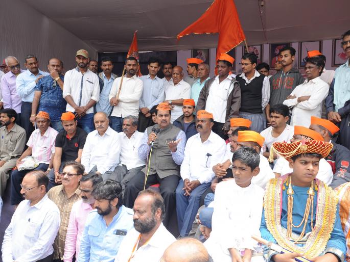 Maratha Reservation ... otherwise Maratha elections will end you: Harshvardhan Patil's gesture signs | Maratha Reservation ...अन्यथा मराठाच निवडणुकीत तुमचा अंत करेल; हर्षवर्धन पाटील यांचा सरकारला इशारा Maratha Reservation ... otherwise Maratha elections will end you: Harshvardhan Patil's gesture signs | Maratha Reservation ...अन्यथा मराठाच निवडणुकीत तुमचा अंत करेल; हर्षवर्धन पाटील यांचा सरकारला इशारा