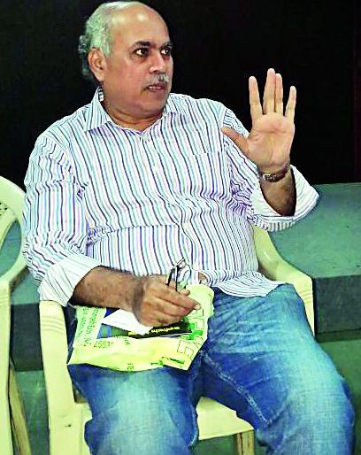 I want to be the 'President of the meeting' | मला ‘कार्यकर्ता संमेलनाध्यक्ष’ व्हायचेय I want to be the 'President of the meeting' | मला ‘कार्यकर्ता संमेलनाध्यक्ष’ व्हायचेय