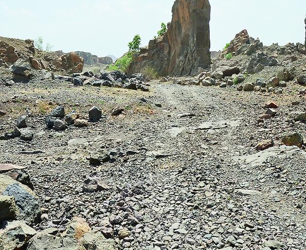 We have raised the mountains of problems! | आम्हीच उभारला समस्यांचा डोंगर ! We have raised the mountains of problems! | आम्हीच उभारला समस्यांचा डोंगर !