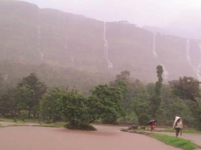 Radish, Ashadh showers fell in Bhandardara watershed; Ghatghar received 125 mm of rain and Ratanwadi received 109 mm of rain | मुळा, भंडारदरा पाणलोटात आषाढ सरी कोसळल्या; घाटघरला १२५, रतनवाडीला १०९ मिलीमिटर पाऊस