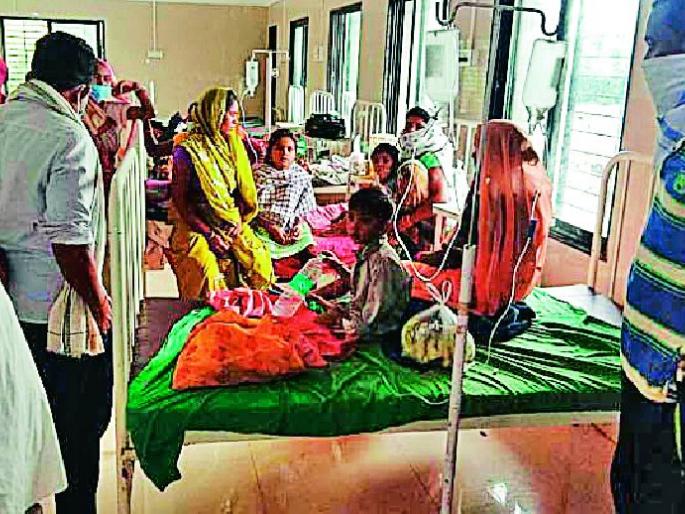 Poisoning of three Chimukals in Ghota village | घोटा गावातील तीन चिमुकल्यांना विषबाधा Poisoning of three Chimukals in Ghota village | घोटा गावातील तीन चिमुकल्यांना विषबाधा