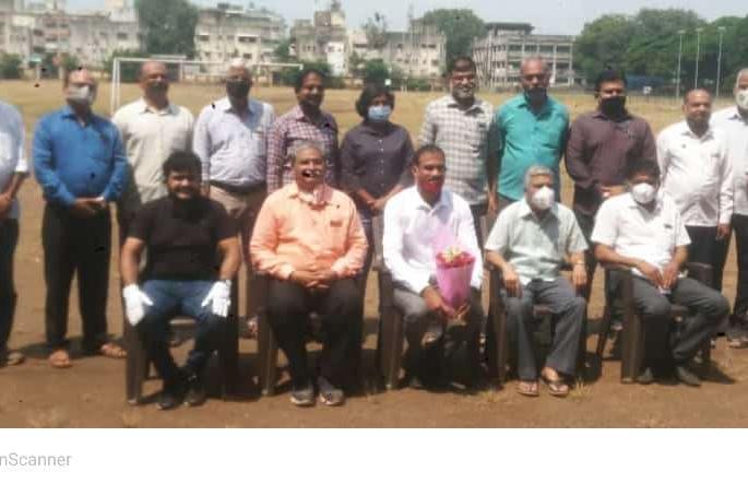 Dattu Bhokanal felicitated by the organizations | दत्तू भोकनळचा संघटनांतर्फे सत्कार Dattu Bhokanal felicitated by the organizations | दत्तू भोकनळचा संघटनांतर्फे सत्कार