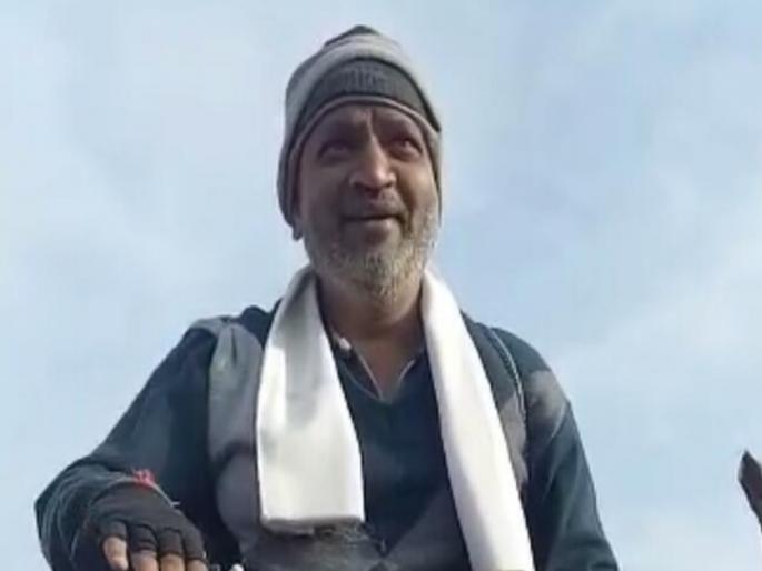 environmental message by divyang; bhor to delhi journey on cycle | ‘रायरेश्वरा’वर स्वच्छता करून भोरमधील दिव्यांगाची सायकलवरून दिल्ली वारी environmental message by divyang; bhor to delhi journey on cycle | ‘रायरेश्वरा’वर स्वच्छता करून भोरमधील दिव्यांगाची सायकलवरून दिल्ली वारी