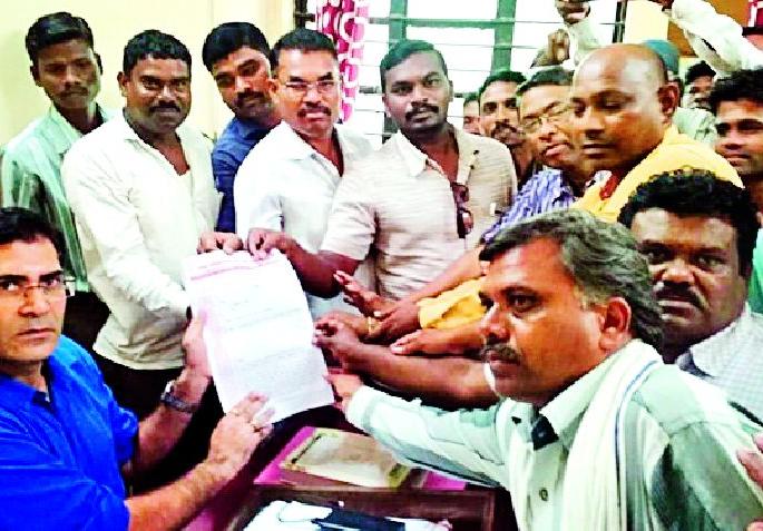 Demand for the tribal organization to stop the practice of Ravana Dahan | रावणदहन प्रथा बंद करण्याची आदिवासी संघटनेची मागणी Demand for the tribal organization to stop the practice of Ravana Dahan | रावणदहन प्रथा बंद करण्याची आदिवासी संघटनेची मागणी