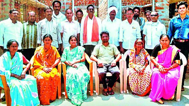 Gram Panchayat members beat up | ग्रामपंचायत सदस्याला मारहाण Gram Panchayat members beat up | ग्रामपंचायत सदस्याला मारहाण