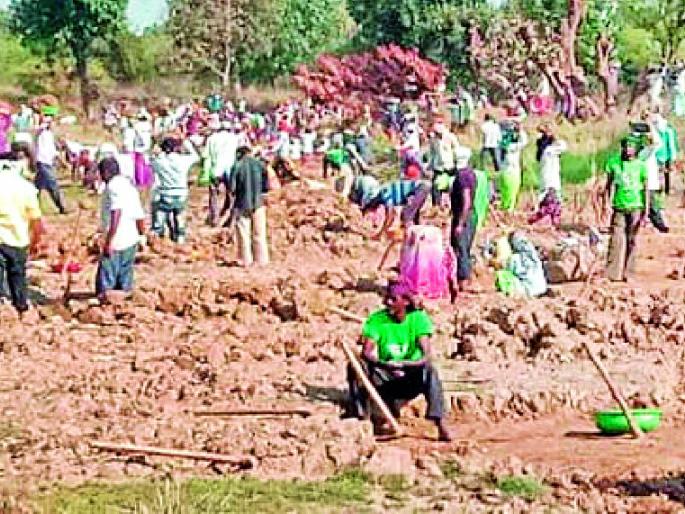 Only 29 thousand 762 laborers got employment | २९ हजार ७६२ मजुरांनाच मिळाला रोजगार