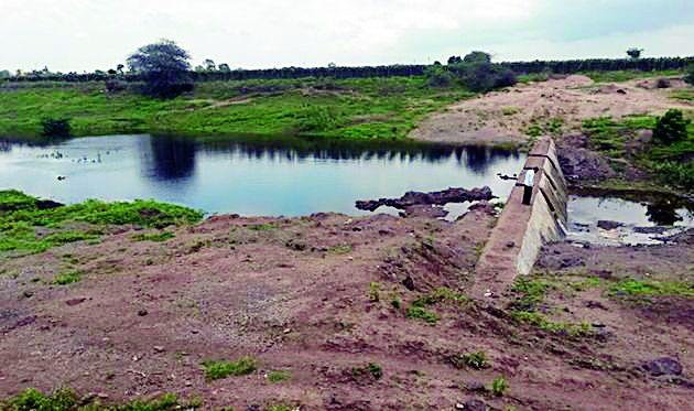 77 cement plug bundes | साडेचार कोटींतून ७७ सिमेंट प्लग बंधारे 77 cement plug bundes | साडेचार कोटींतून ७७ सिमेंट प्लग बंधारे