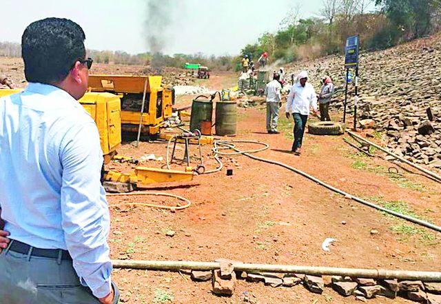 Water after 35 years! | ३५ वर्षांनंतर मिळाले पाणी ! Water after 35 years! | ३५ वर्षांनंतर मिळाले पाणी !