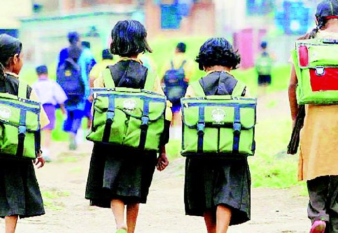 840 students will attend school leak | ८४० विद्यार्थिनींच्या शालेय गळतीला बसणार चाप 840 students will attend school leak | ८४० विद्यार्थिनींच्या शालेय गळतीला बसणार चाप