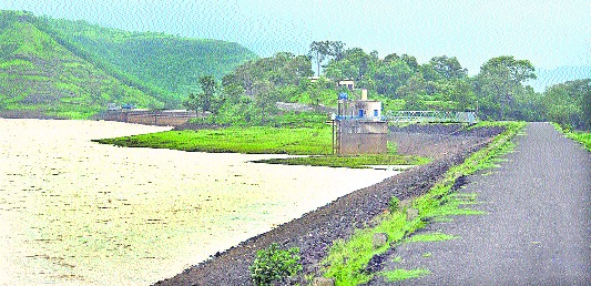 30% water storage in dams in the district | जिल्ह्यातील धरणांमध्ये ३० टक्के पाणीसाठा 30% water storage in dams in the district | जिल्ह्यातील धरणांमध्ये ३० टक्के पाणीसाठा
