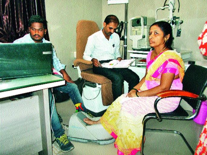 People's Initiative: Establishment of Maharashtra Osteoporosis Association, on the day-time, Jaipur distributes allotment to the patients of osteoporosis. | लोकोपयोगी उपक्रम : महाराष्ट्र अस्थिरोग असोसिएशनचा स्थापना दिनानिमित्त कार्यक्रम अस्थिरोग रुग्णांना जयपूर फुटचे वाटप People's Initiative: Establishment of Maharashtra Osteoporosis Association, on the day-time, Jaipur distributes allotment to the patients of osteoporosis. | लोकोपयोगी उपक्रम : महाराष्ट्र अस्थिरोग असोसिएशनचा स्थापना दिनानिमित्त कार्यक्रम अस्थिरोग रुग्णांना जयपूर फुटचे वाटप