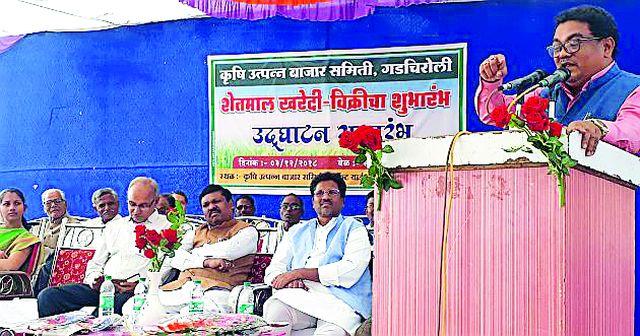 Launch of procurement of paddy in Gadchiroli Market Committee | गडचिरोली बाजार समितीत धान खरेदीचा शुभारंभ