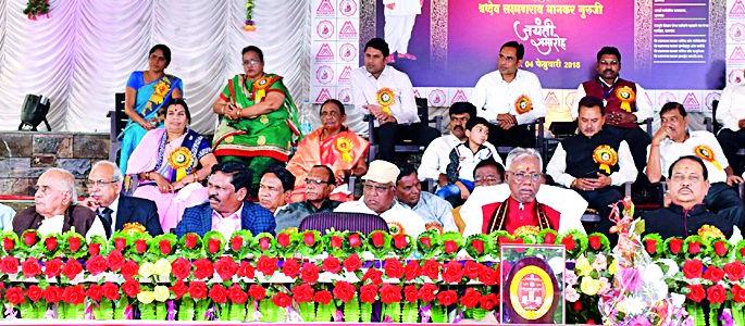 It's important how 'he survives' | ‘तो कसा जगतो’ हे महत्त्वाचे