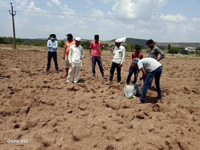 Land survey for high speed railway line started | नाशिक - पुणे हायस्पीड रेल्वे मार्गासाठी जमिनीची मोजणी सुरू Land survey for high speed railway line started | नाशिक - पुणे हायस्पीड रेल्वे मार्गासाठी जमिनीची मोजणी सुरू