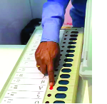 Two ballot papers if more than sixteen candidates | सोळापेक्षा जास्त उमेदवार असल्यास दोन मतपत्रिका Two ballot papers if more than sixteen candidates | सोळापेक्षा जास्त उमेदवार असल्यास दोन मतपत्रिका