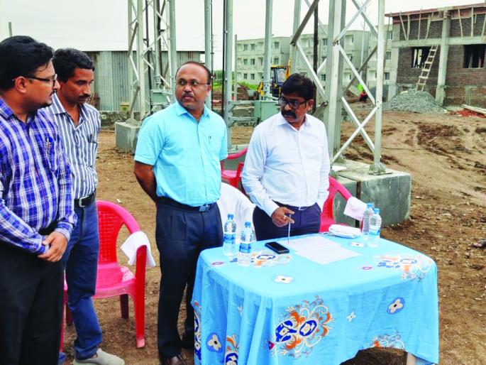 Electricity substation set up in just 2 months; 30 thousand new houses in Solapur will get light | अवघ्या २ महिन्यांतच उभारले विजेचे उपकेंद्र; सोलापुरातील ३० हजार नव्या घरात प्रकाश पडणार Electricity substation set up in just 2 months; 30 thousand new houses in Solapur will get light | अवघ्या २ महिन्यांतच उभारले विजेचे उपकेंद्र; सोलापुरातील ३० हजार नव्या घरात प्रकाश पडणार