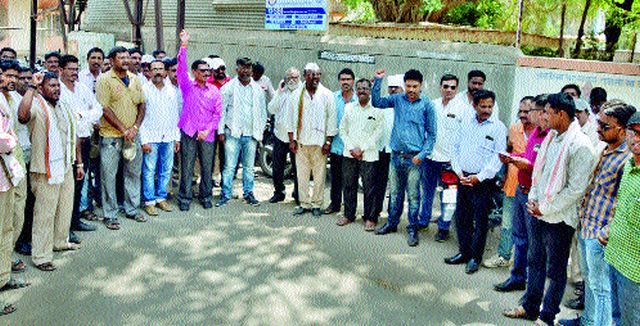 Resistance to private distribution of power distribution | वीज वितरणच्या खासगीकरणास विरोध