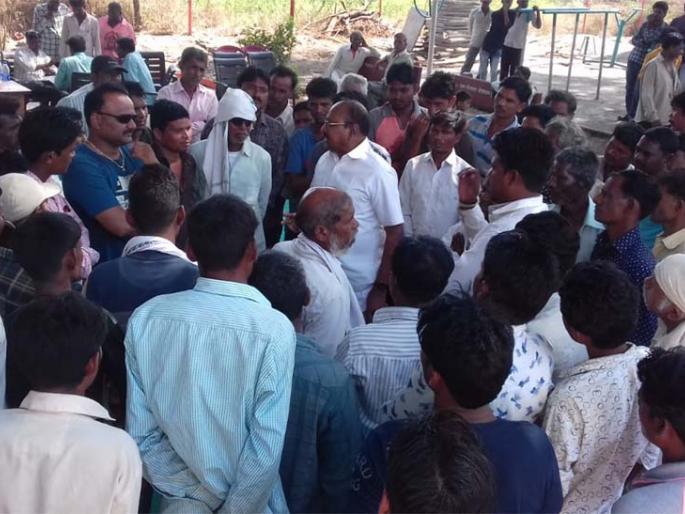 Since 168 handpumps are inadequate, the scarcity | 168 हातपंप नादुरूस्त असल्याने टंचाई Since 168 handpumps are inadequate, the scarcity | 168 हातपंप नादुरूस्त असल्याने टंचाई