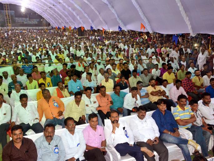 Parbhani Bhimaghata Bahadur program: You need Bhimarao in your blood | परभणीत भीमगीतांचा बहारदार कार्यक्रम : तुझ्या रक्तामधला भीमराव पाहिजे़़़ Parbhani Bhimaghata Bahadur program: You need Bhimarao in your blood | परभणीत भीमगीतांचा बहारदार कार्यक्रम : तुझ्या रक्तामधला भीमराव पाहिजे़़़
