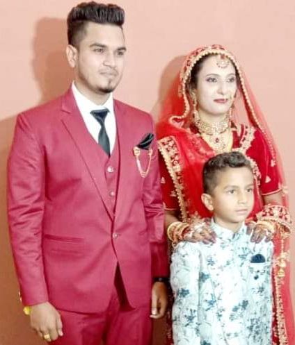 Hina- Rizwan's life flourished by Moin | हिना- रिजवान यांचे जीवन फुलविले मोईनने Hina- Rizwan's life flourished by Moin | हिना- रिजवान यांचे जीवन फुलविले मोईनने