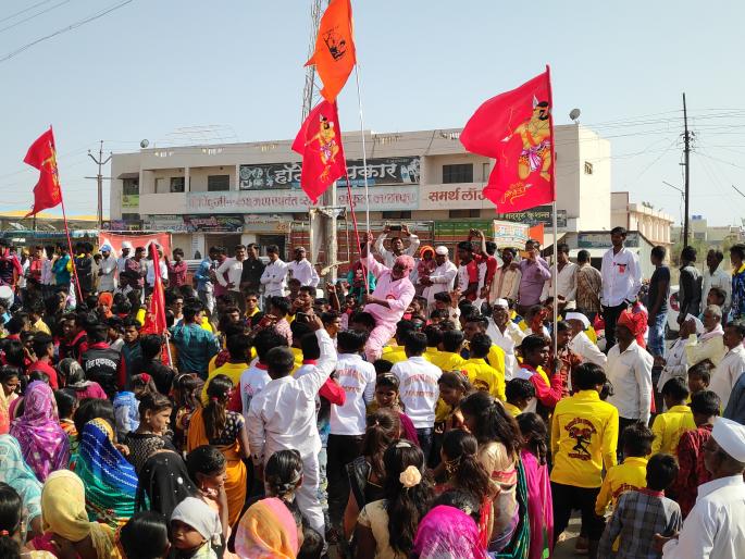 Procession on Eklavya Jubilee celebration in Satana | सटाणा येथे एकलव्य जयंतीनिमित्त मिरवणूक  Procession on Eklavya Jubilee celebration in Satana | सटाणा येथे एकलव्य जयंतीनिमित्त मिरवणूक