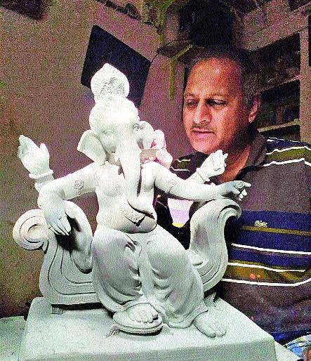 Break to Shadumati for the idol work of the Republic | गणरायाच्या मूर्ती कामासाठी शाडूमातीला ब्रेक Break to Shadumati for the idol work of the Republic | गणरायाच्या मूर्ती कामासाठी शाडूमातीला ब्रेक