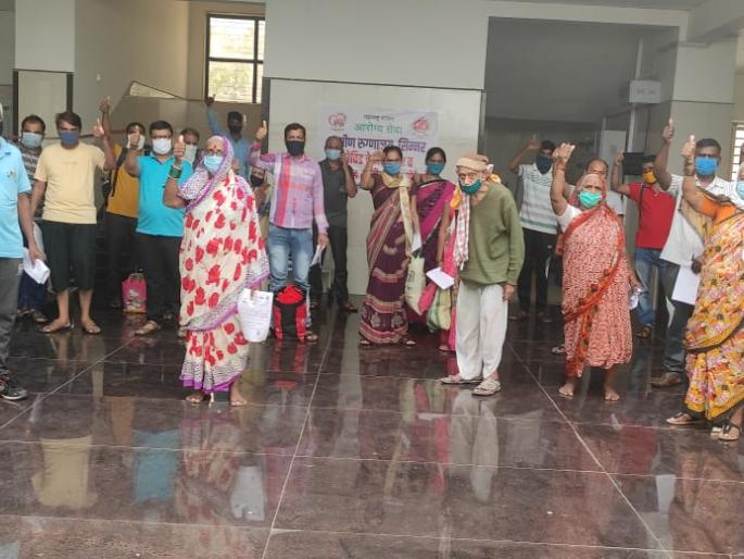 Sinnar released 32 patients corona in a single day | सिन्नरला एकाच दिवसात 32 रुग्ण कोरोनामुक्त Sinnar released 32 patients corona in a single day | सिन्नरला एकाच दिवसात 32 रुग्ण कोरोनामुक्त