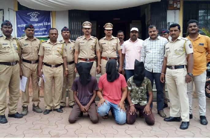 Three arrested in connection with murder of Rajnish Talwar, suspected fishermen: One absconding, Bhilwadi police action | रजनीश मुळीकच्या खूनप्रकरणी तिघांना अटक;संशयित वाळव्यातील : एक फरार, भिलवडी पोलिसांची कारवाई