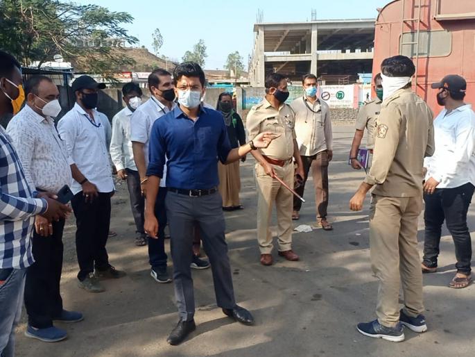 Action on unmasked citizens | विनामास्क नागरिकांवर कारवाई