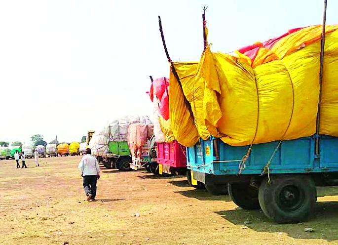 Farm prices should increase every year | शेतमालाचे भावही दरवर्षी वाढले पाहिजे