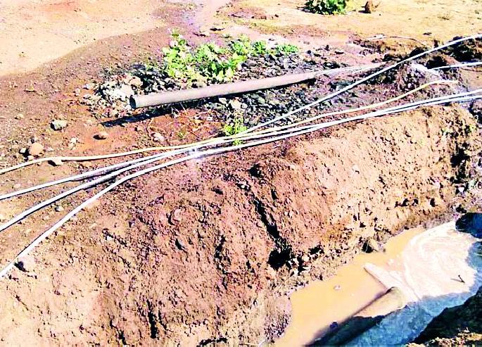 Artificial water shortage | आर्वीत कृत्रिम पाणीटंचाई Artificial water shortage | आर्वीत कृत्रिम पाणीटंचाई