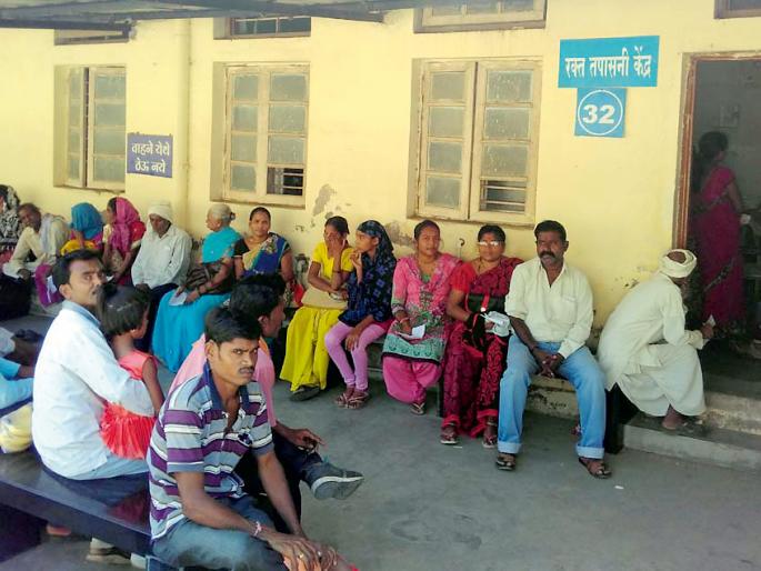 Hospitals 'full of viral flu' | ‘व्हायरल फ्ल्यू’ने रुग्णालये फुल्ल  Hospitals 'full of viral flu' | ‘व्हायरल फ्ल्यू’ने रुग्णालये फुल्ल