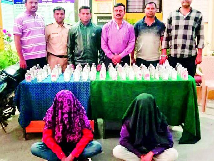 47,000 worth of land seized with indigenous people | देशीदारुसह ४७ हजारांचा मुद्देमाल जप्त 47,000 worth of land seized with indigenous people | देशीदारुसह ४७ हजारांचा मुद्देमाल जप्त