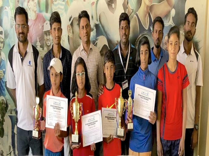 Aurangabad's Neeraj won Bh Ranking Talent Series | औरंगाबादच्या नीरजने जिंकली अ. भा. रँकिंग टॅलेंट सिरीज Aurangabad's Neeraj won Bh Ranking Talent Series | औरंगाबादच्या नीरजने जिंकली अ. भा. रँकिंग टॅलेंट सिरीज