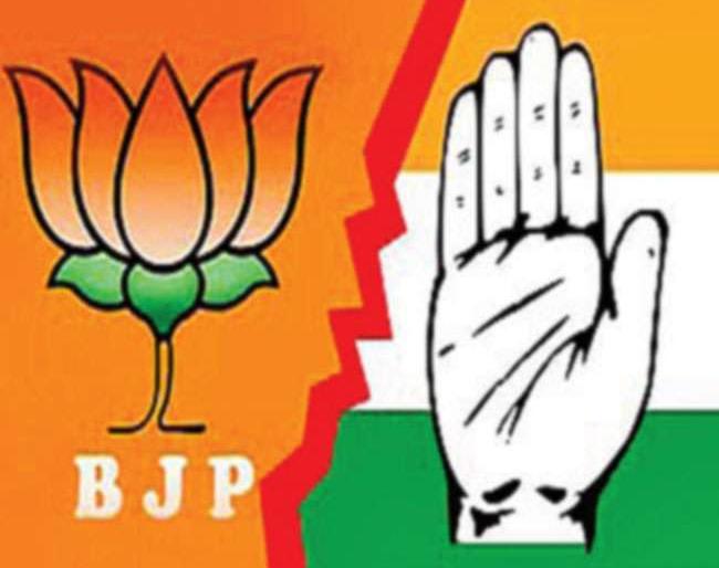 In Mumbai, there is a direct fight against the alliance | मुंबईत युतीविरुद्ध आघाडी थेट लढत