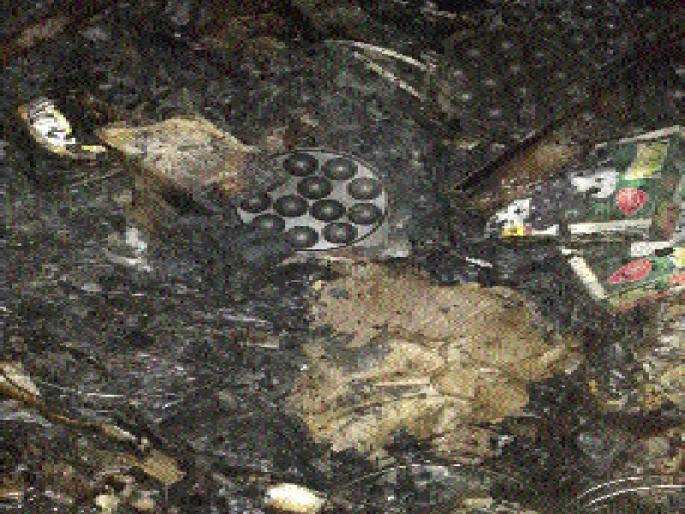 Fire to the gas agency office | गॅस एजन्सीच्या कार्यालयाला आग Fire to the gas agency office | गॅस एजन्सीच्या कार्यालयाला आग